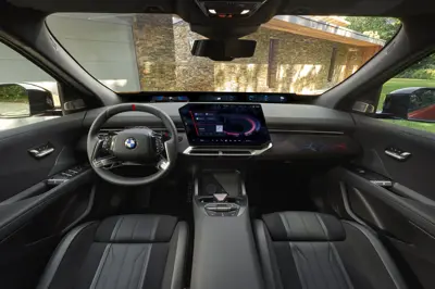 BMW iX4 M60 xDrive - Gallery Image