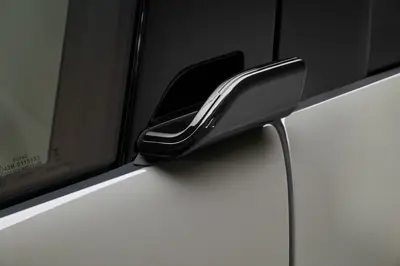 BMW iX5 60 xDrive - Gallery Image