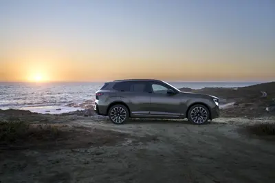 BMW iX5 60 xDrive - Gallery Image
