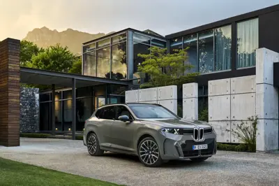 BMW iX5 60 xDrive - Gallery Image