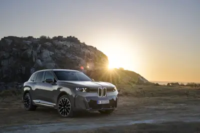 BMW iX5 60 xDrive - Gallery Image