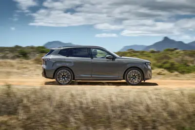 BMW iX5 60 xDrive - Gallery Image