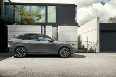 BMW iX5 60 xDrive - Gallery Image