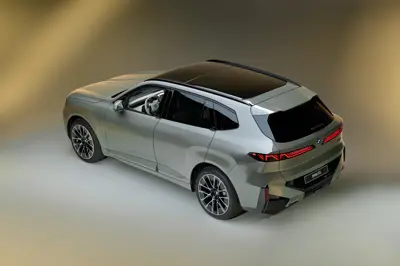 BMW iX5 60 xDrive - Gallery Image