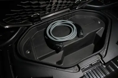 BMW iX5 60 xDrive - Gallery Image