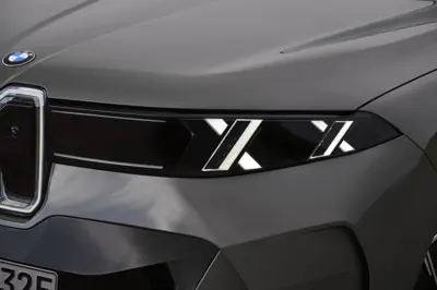 BMW iX5 60 xDrive - Gallery Image