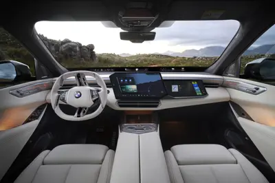 BMW iX5 60 xDrive - Gallery Image