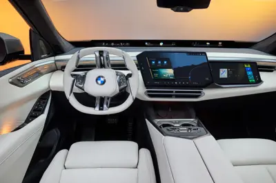 BMW iX5 60 xDrive - Gallery Image