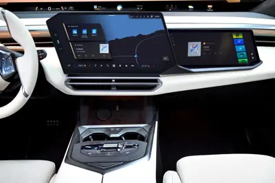 BMW iX5 60 xDrive - Gallery Image