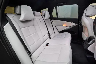 BMW iX5 60 xDrive - Gallery Image