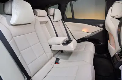 BMW iX5 60 xDrive - Gallery Image