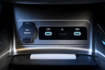 BYD Dolphin 60.4kWh