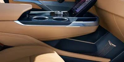 Cadillac ESCALADE IQ - Gallery Image