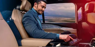 Cadillac ESCALADE IQL - Gallery Image