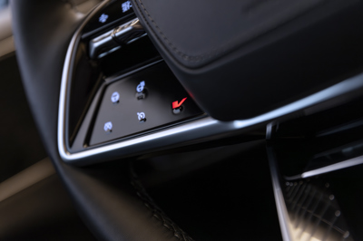 Cadillac LYRIQ-V