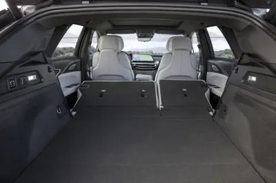 Cadillac LYRIQ AWD