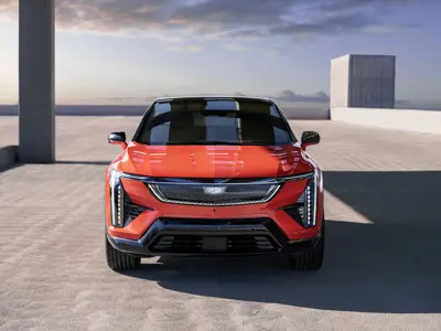 Cadillac OPTIQ AWD