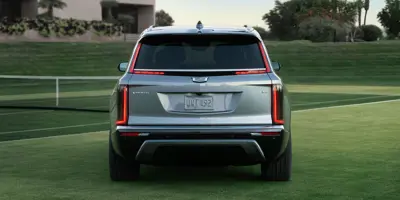 Cadillac VISTIQ AWD - Gallery Image