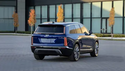 Cadillac VISTIQ AWD - Gallery Image
