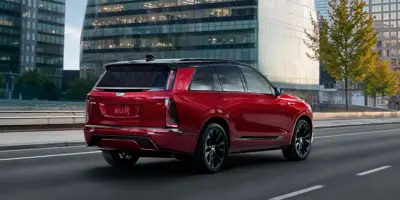 Cadillac VISTIQ AWD - Gallery Image