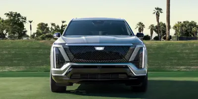 Cadillac VISTIQ AWD - Gallery Image