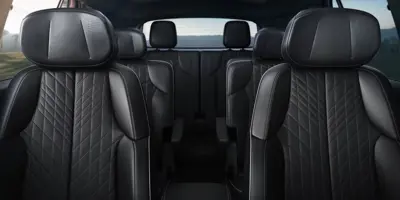 Cadillac VISTIQ AWD - Gallery Image