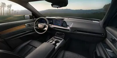 Cadillac VISTIQ AWD - Gallery Image