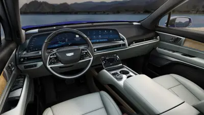 Cadillac VISTIQ AWD - Gallery Image