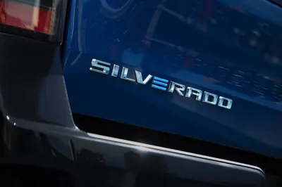 Chevrolet Silverado EV SRT