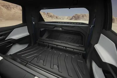 Chevrolet Silverado EV SRT