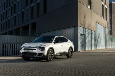 Citroën ë-C4 X