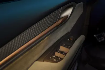 CUPRA BORN VZ - Gallery Image