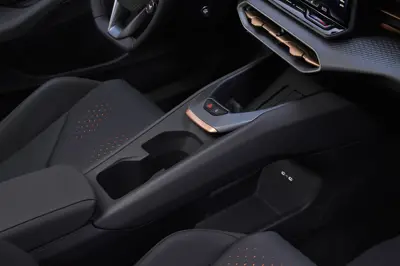 CUPRA Raval VZ - Gallery Image