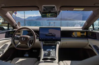 Denza Z9 GT EV - Gallery Image