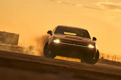 Dodge Charger Daytona R/T AWD 2D