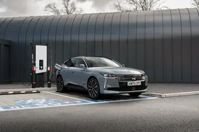 DS N°4 E-Tense 58 kWh