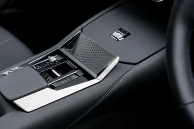 DS N°4 E-Tense 58 kWh - Gallery Image