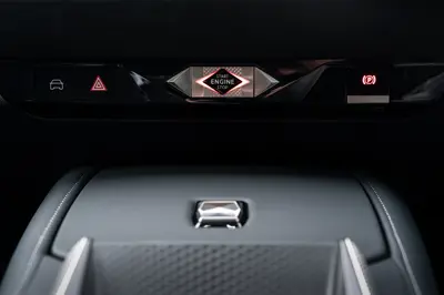 DS N°4 E-Tense 58 kWh - Gallery Image