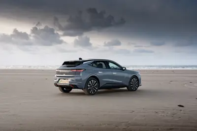DS N°4 E-Tense 58 kWh - Gallery Image
