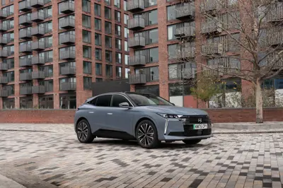 DS N°4 E-Tense 58 kWh - Gallery Image