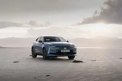 DS N°4 E-Tense 58 kWh - Gallery Image