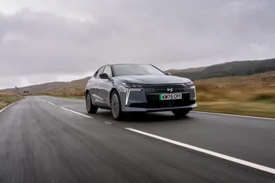 DS N°4 E-Tense 58 kWh - Gallery Image