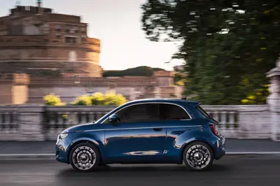 Fiat 500e 24 kWh - Gallery Image