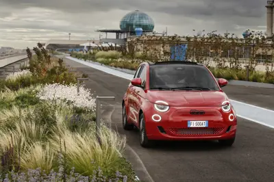 Fiat 500e 24 kWh - Gallery Image