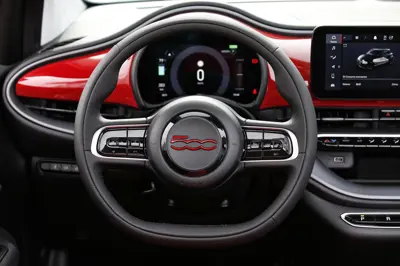 Fiat 500e 24 kWh - Gallery Image