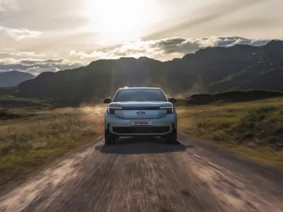 Ford Explorer Standard Range RWD