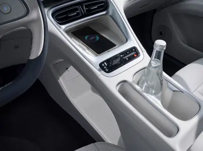 Geely EX2 39.4 kWh - Gallery Image
