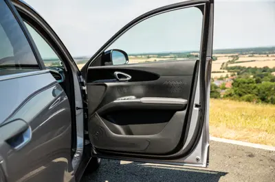 Geely EX2 47.1 kWh - Gallery Image