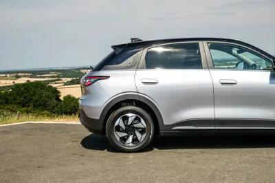 Geely EX2 47.1 kWh - Gallery Image
