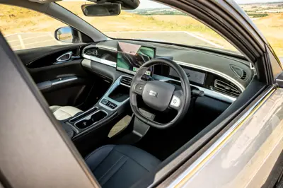 Geely EX2 47.1 kWh - Gallery Image
